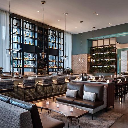 Hyatt Centric Downtown Nashville Eksteriør bilde The bar at the hotel
